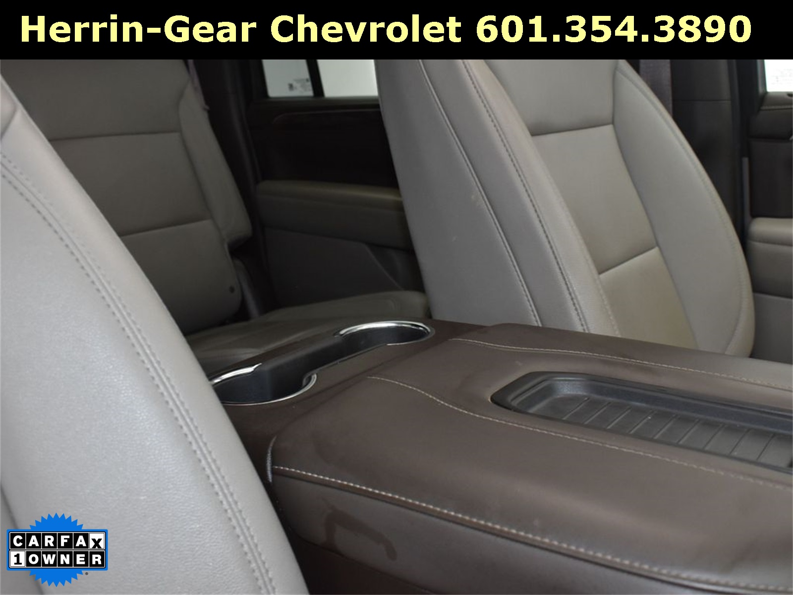 2022 Iridescent Pearl Tricoat Chevrolet Suburban LT RWD SUV