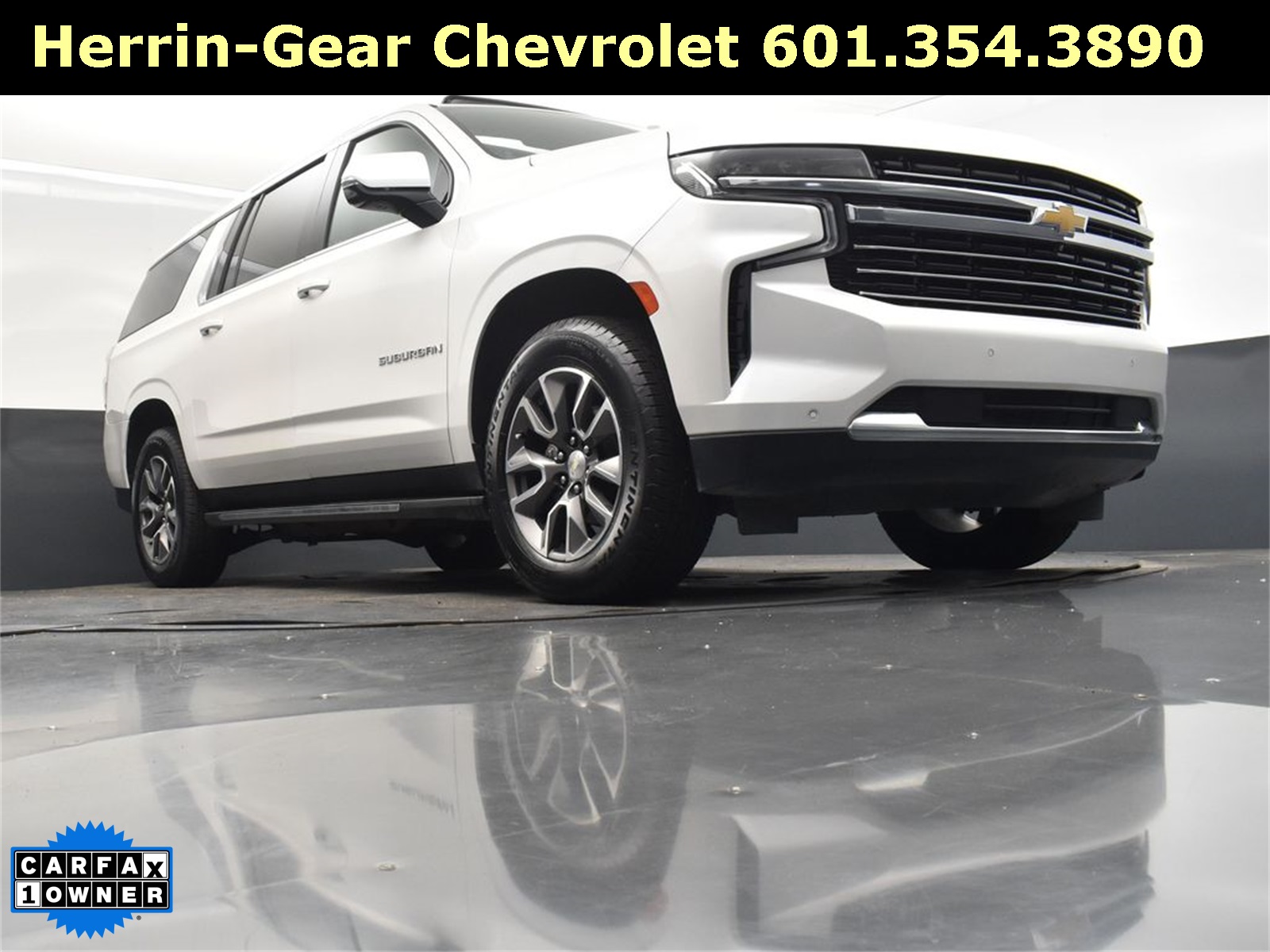 2022 Iridescent Pearl Tricoat Chevrolet Suburban LT RWD SUV