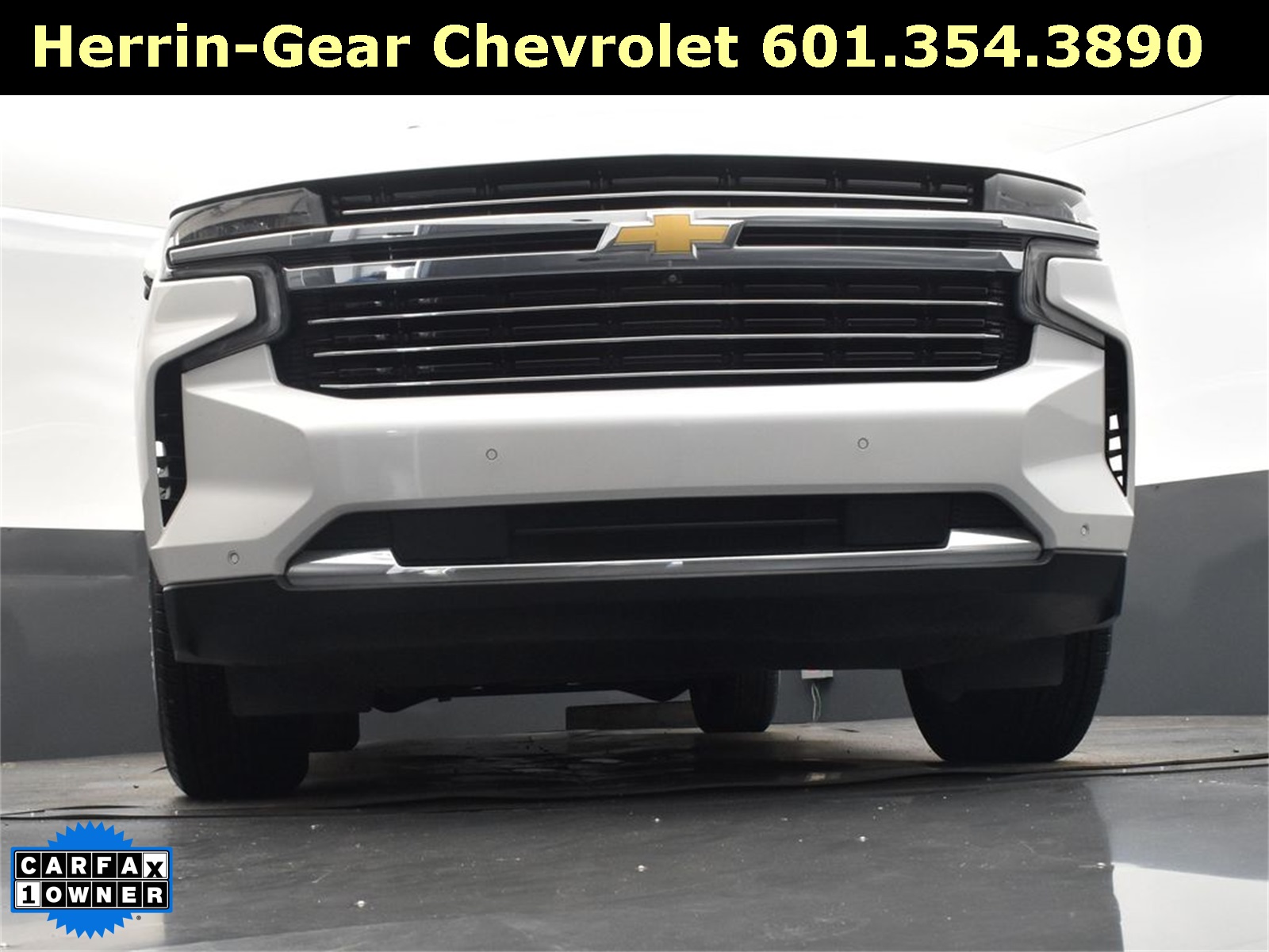 2022 Iridescent Pearl Tricoat Chevrolet Suburban LT RWD SUV