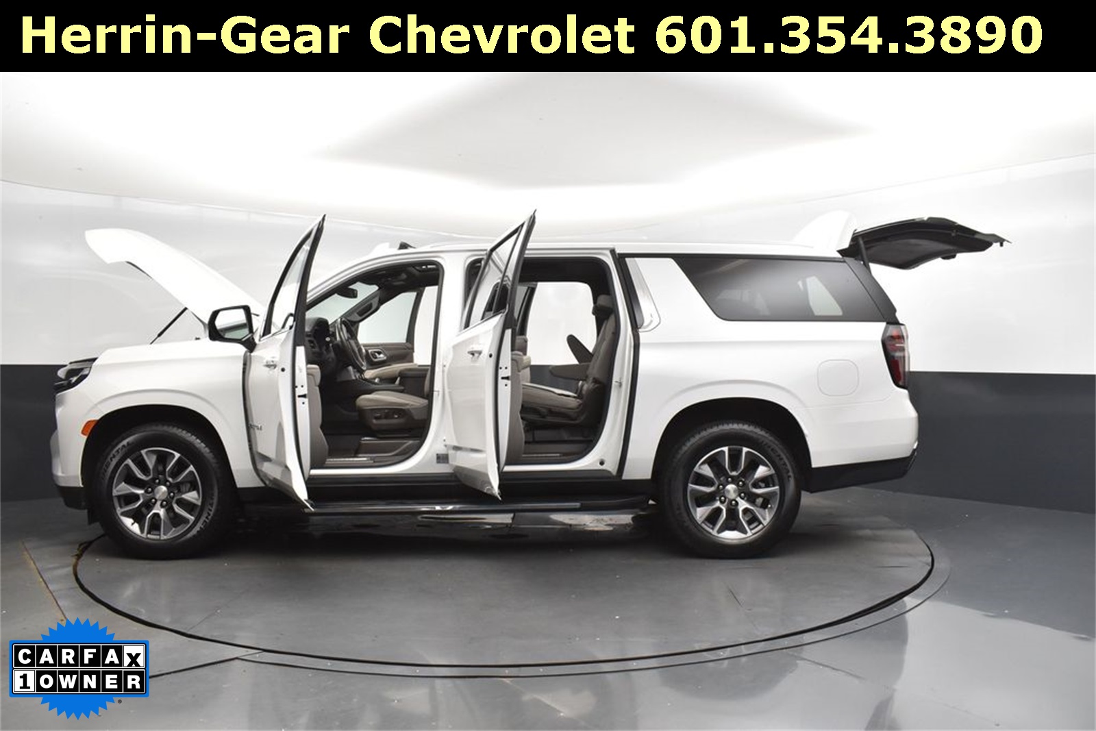2022 Iridescent Pearl Tricoat Chevrolet Suburban LT RWD SUV