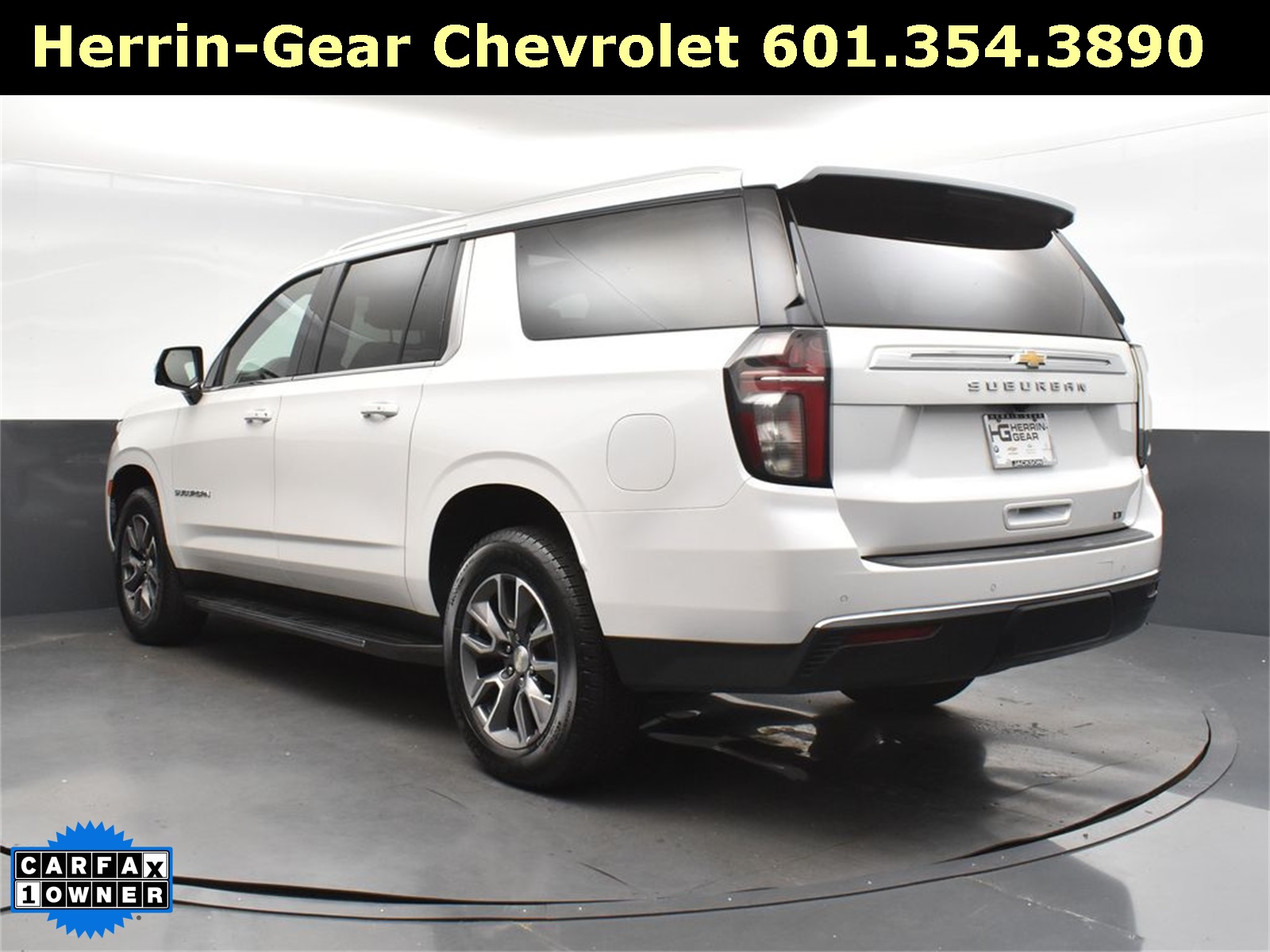 2022 Iridescent Pearl Tricoat Chevrolet Suburban LT RWD SUV