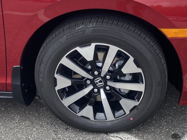 new 2025 Honda Odyssey car, priced at $40,645