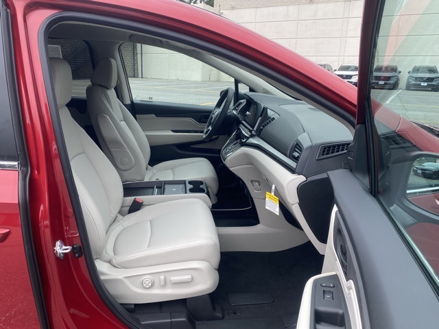 new 2025 Honda Odyssey car, priced at $40,645