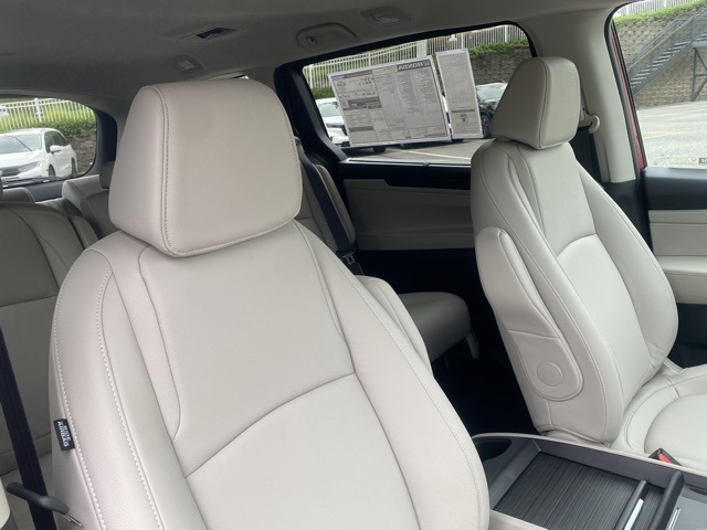 new 2025 Honda Odyssey car, priced at $40,645