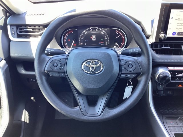 2025 Toyota RAV4 LE photo 12