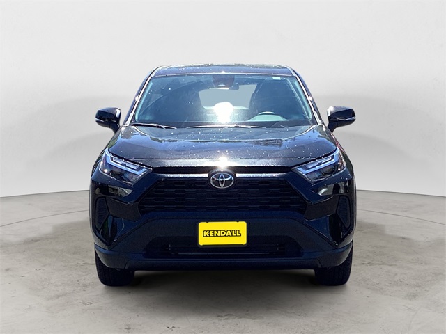 2025 Toyota RAV4 LE photo 8