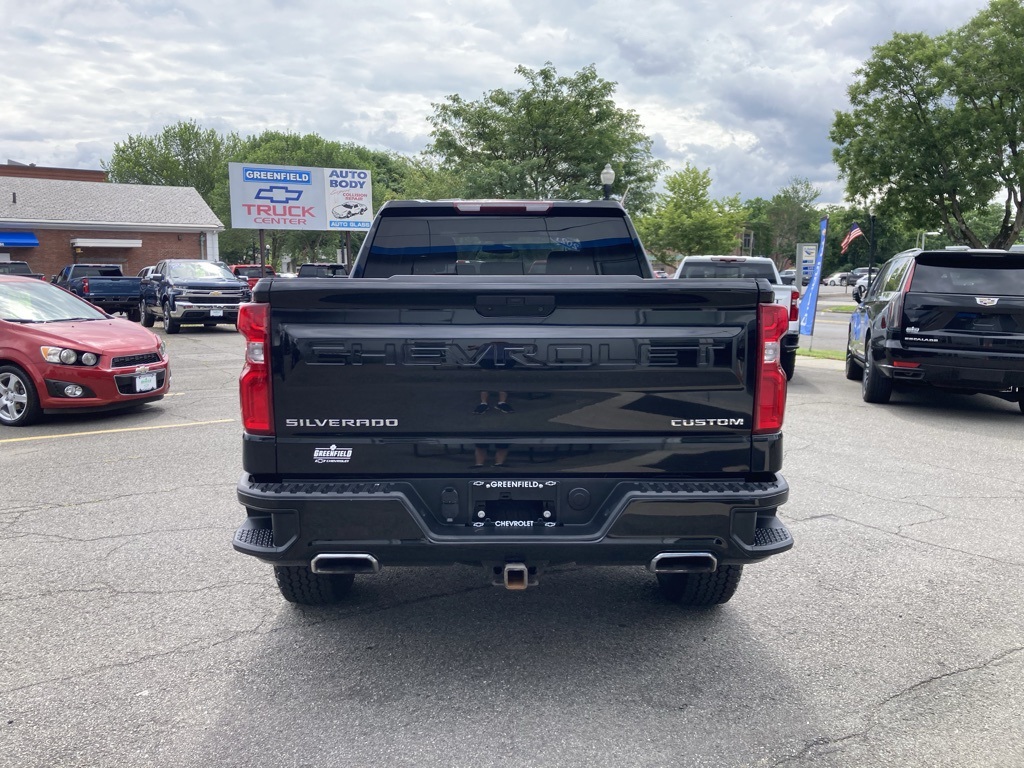 2021 Chevrolet Silverado 1500 Custom Trail Boss photo 3