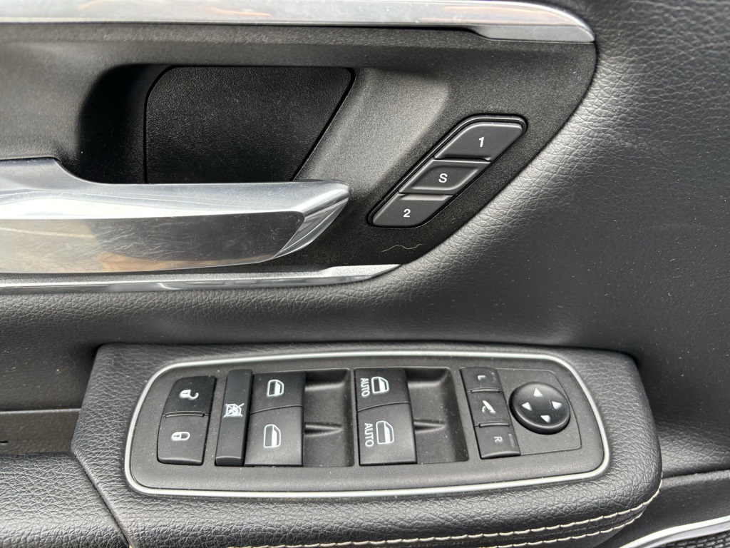 2021 Ram 1500 Laramie:16961TG