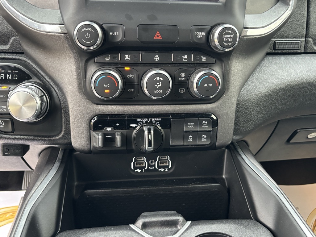 2021 Ram 1500 Laramie:16961TG