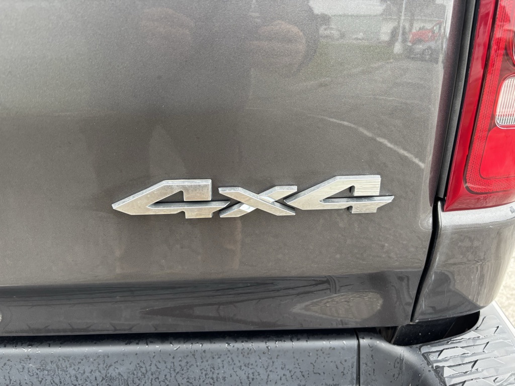 2021 Ram 1500 Laramie:16961TG