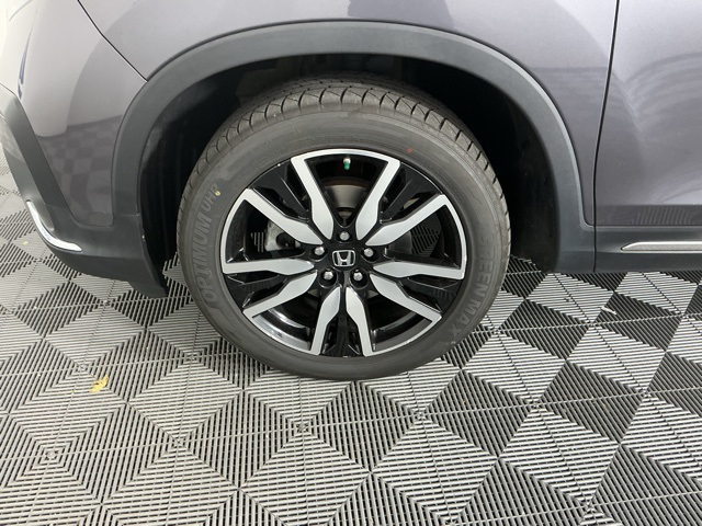 used 2022 Honda Pilot car, priced at $27,545