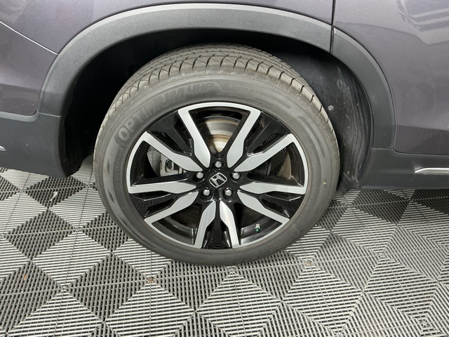 used 2022 Honda Pilot car, priced at $27,545