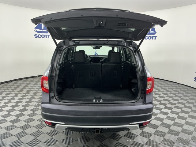 used 2022 Honda Pilot car, priced at $27,545