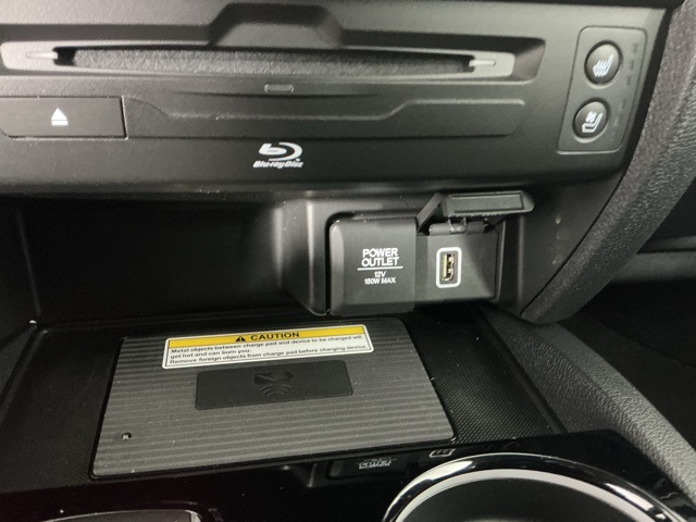 used 2022 Honda Pilot car, priced at $27,545