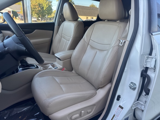 2018 Nissan Rogue SL photo 10