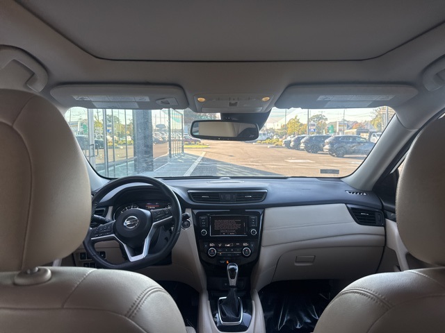 2018 Nissan Rogue SL photo 12