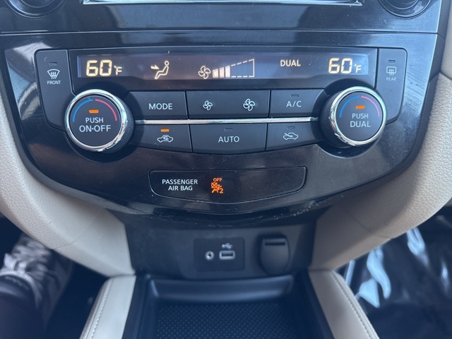 2018 Nissan Rogue SL photo 15