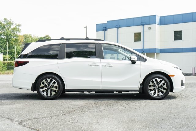 2026 Honda Odyssey EX-L photo 9