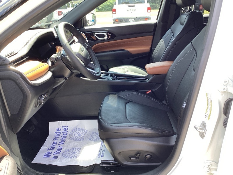 New 2025 Jeep Compass Sport Utility
