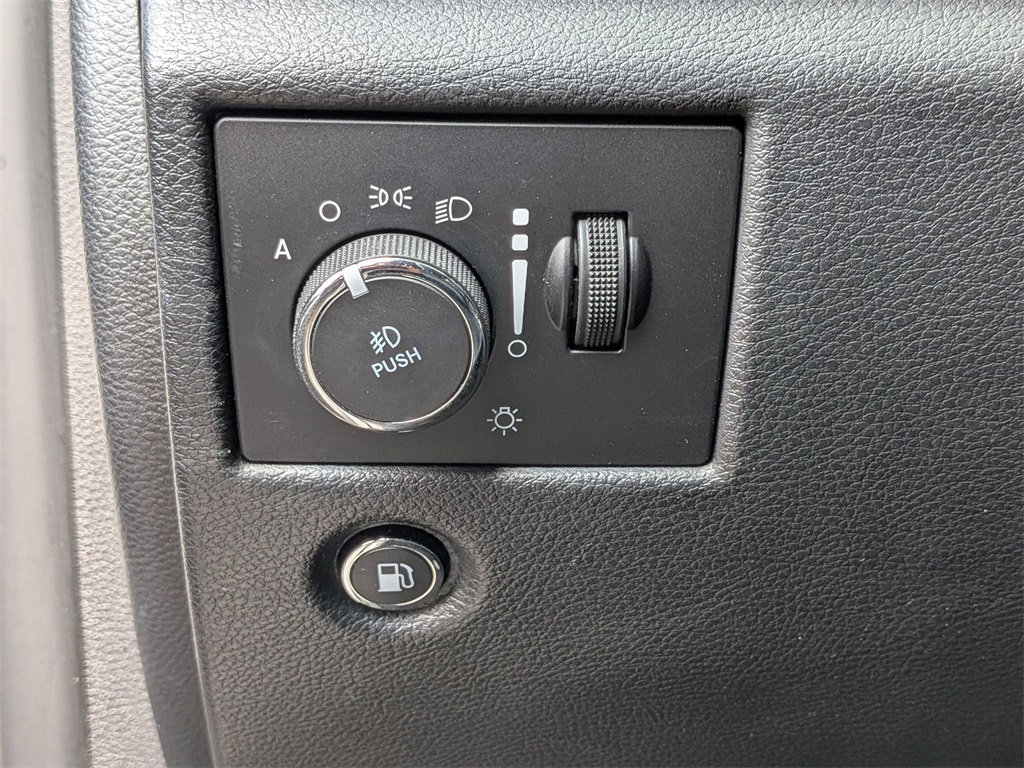2020 Jeep Grand Cherokee Limited photo 10