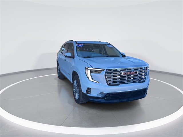 2025 GMC Acadia Denali's photo