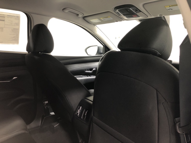 2026 Hyundai Tucson SEL photo 8