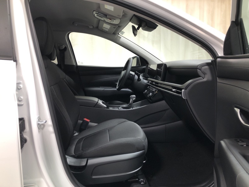 2026 Hyundai Tucson SEL photo 9