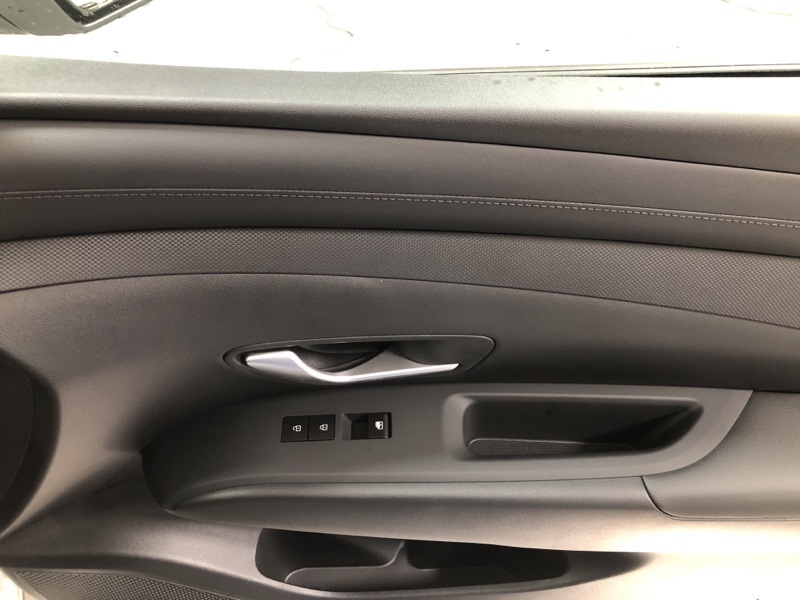 2026 Hyundai Tucson SEL photo 11