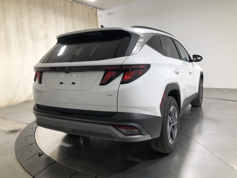 2026 Hyundai Tucson SEL photo 3