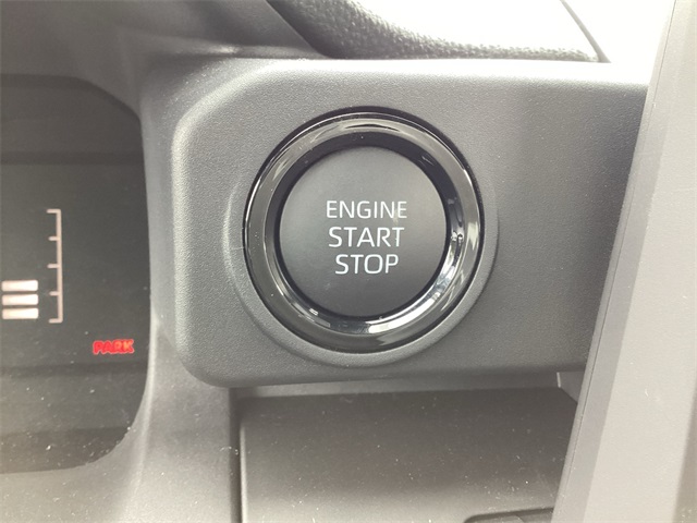 2025 Toyota Tacoma SR Double Cab photo 18