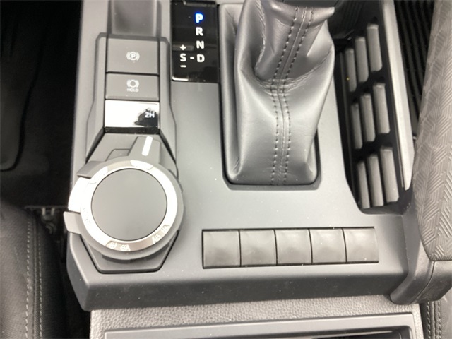 2025 Toyota Tacoma SR Double Cab photo 21