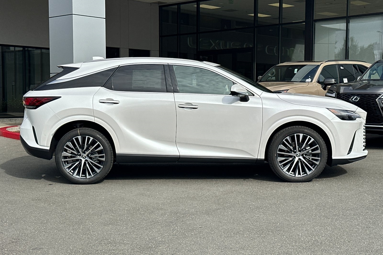 2025 Lexus RX 350 Premium AWD photo 3