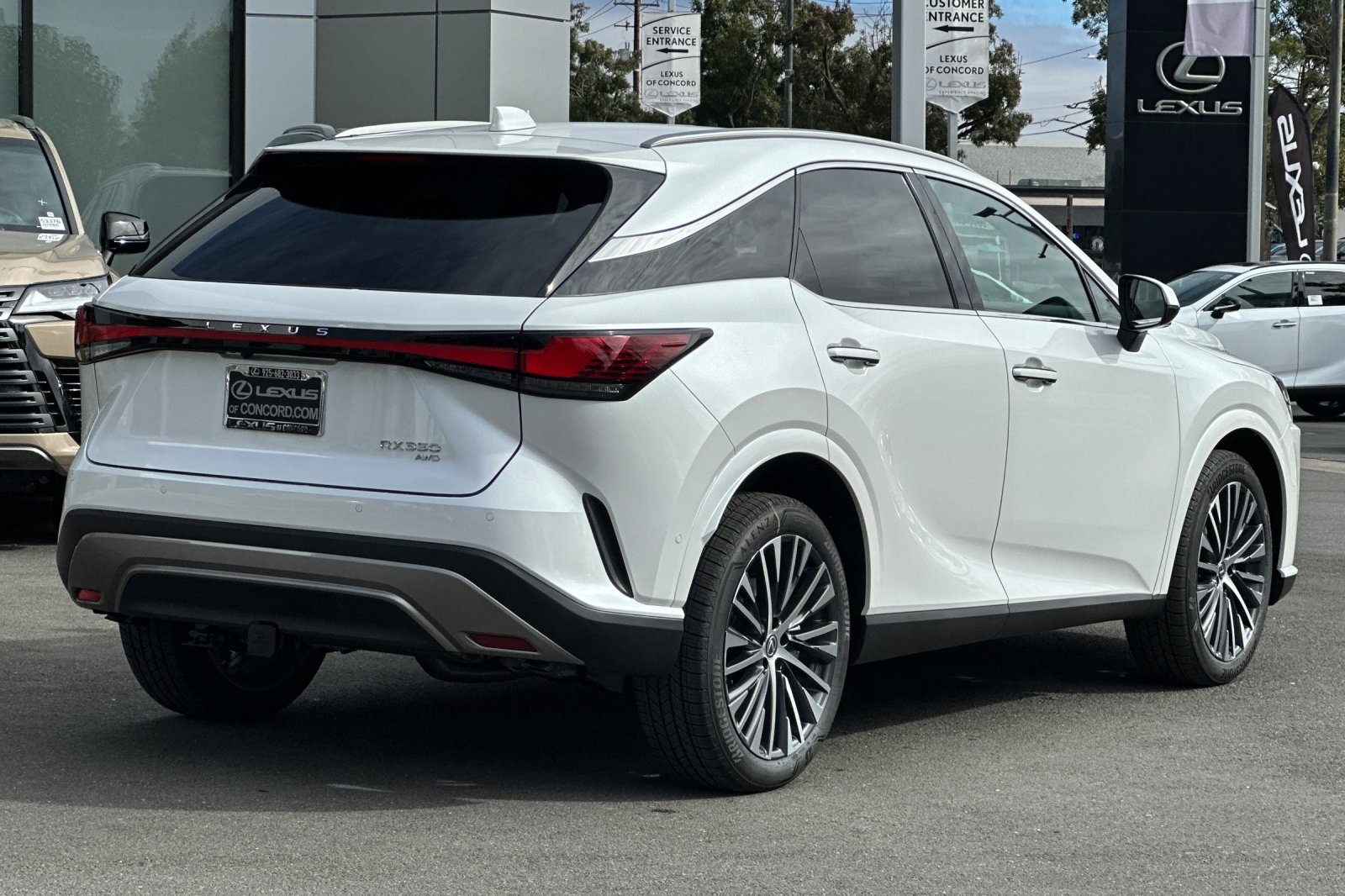 2025 Lexus RX 350 Premium AWD photo 4