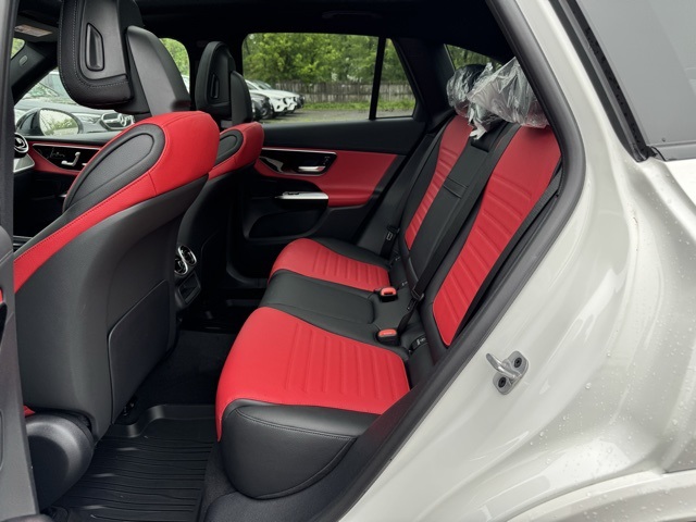 2025 Mercedes Benz GLC 300 4MATIC photo 13
