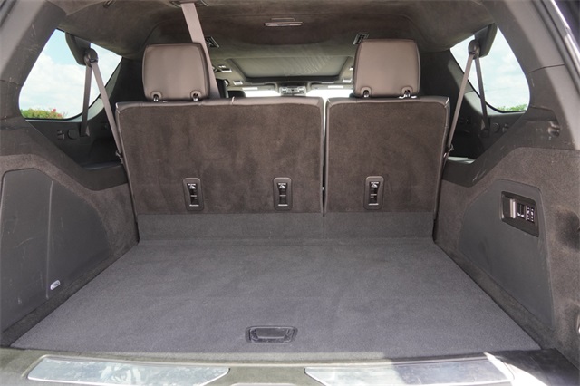 2024 Cadillac Escalade ESV Premium Luxury Platinum photo 11