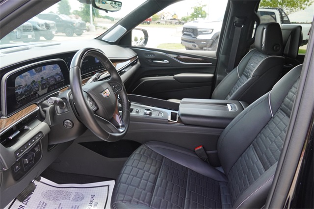 2024 Cadillac Escalade ESV Premium Luxury Platinum photo 18