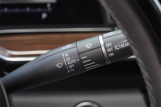 2024 Cadillac Escalade ESV Premium Luxury Platinum photo 29