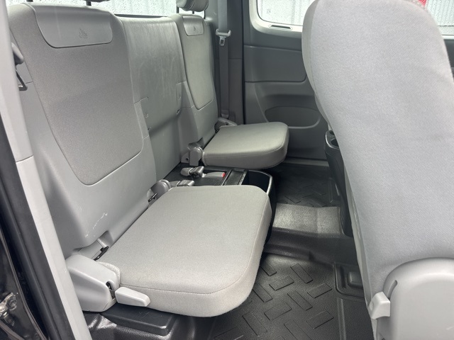 2013 Toyota Tacoma Base photo 4