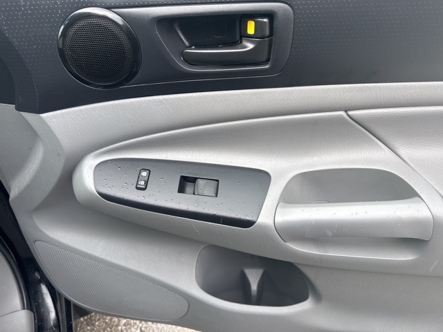 2013 Toyota Tacoma Base photo 9