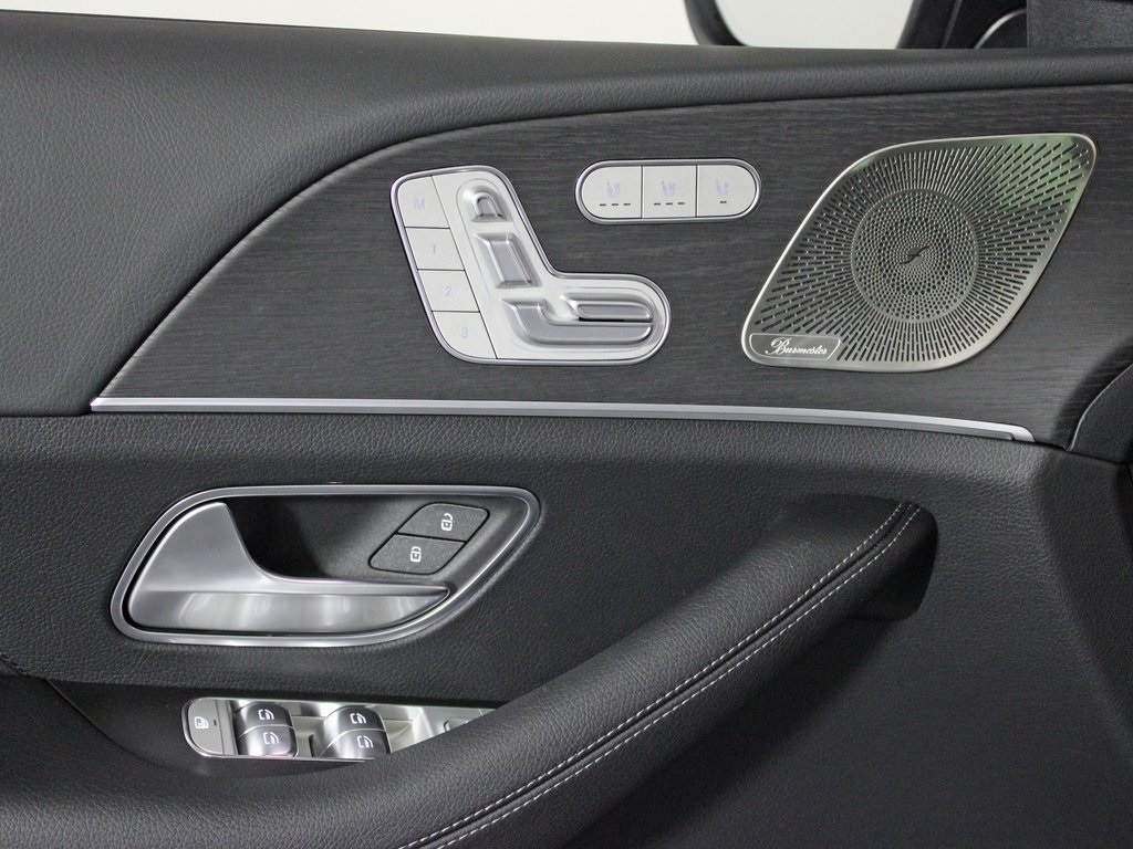 used 2026 Mercedes-Benz GLE car, priced at $69,989