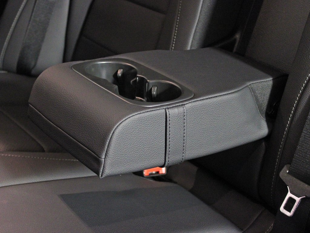 used 2026 Mercedes-Benz GLE car, priced at $69,989