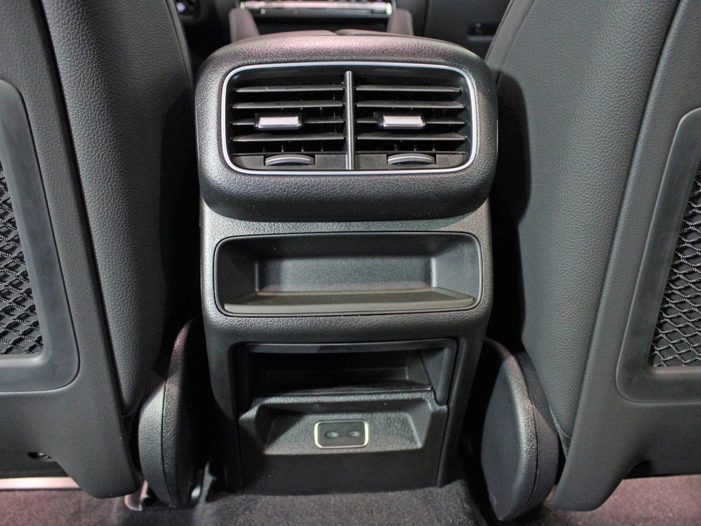 used 2026 Mercedes-Benz GLE car, priced at $69,989