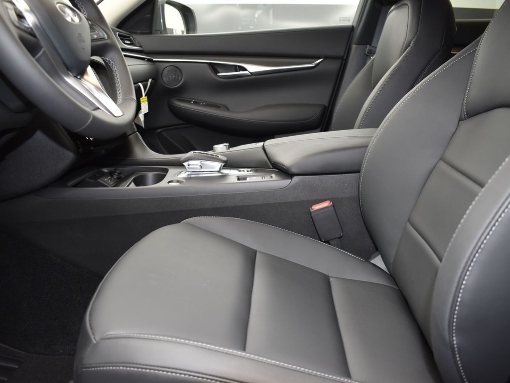 2025 Obsidian Infiniti QX50 PURE AWD SUV