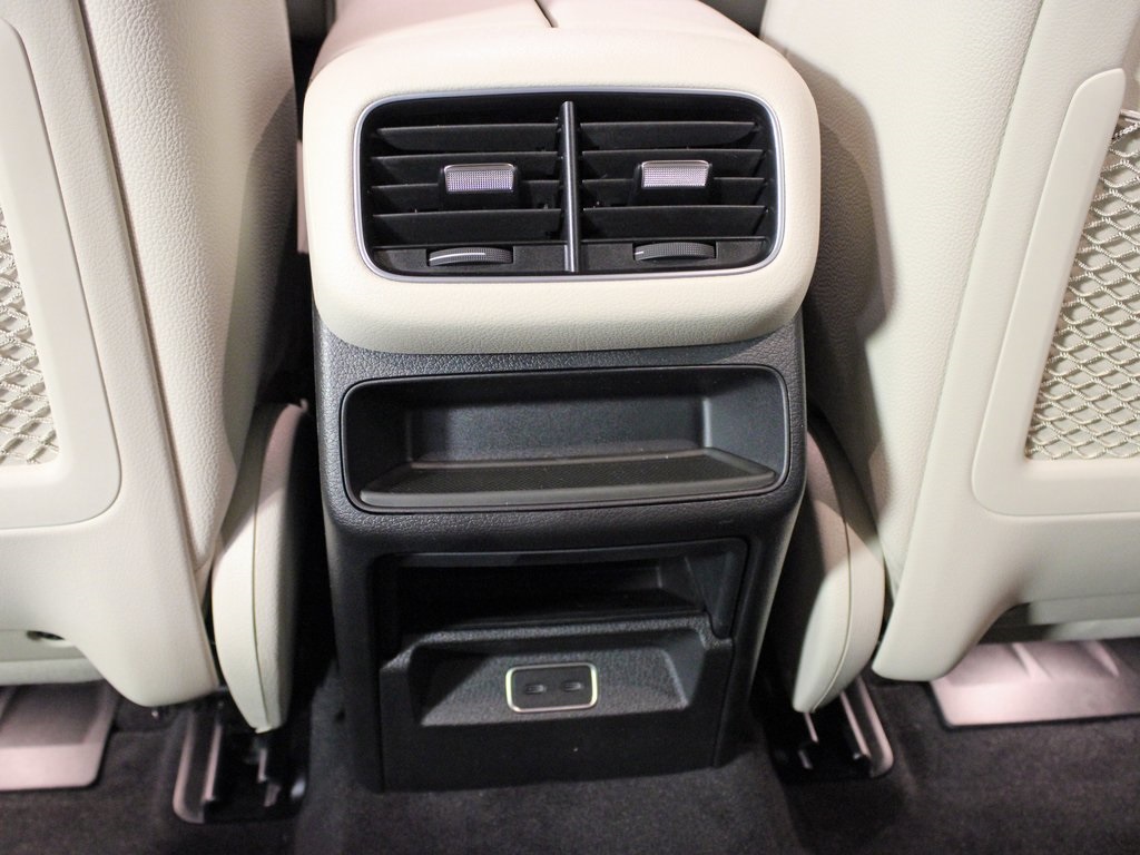 used 2026 Mercedes-Benz GLE car, priced at $62,465