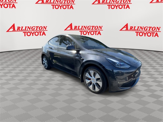 Used 2024 Tesla Model Y Long Range with VIN 7SAYGDEE2RF988748 for sale in Kansas City