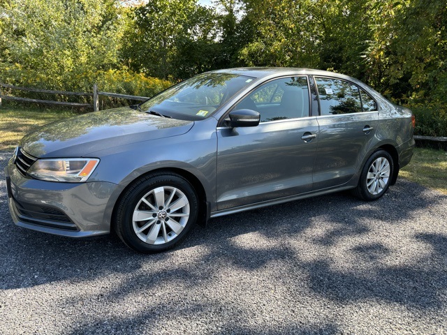 Used 2015 Volkswagen Jetta SE with VIN 3VWD17AJ0FM310909 for sale in Bennington, VT
