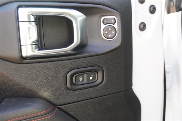 2025 Jeep Wrangler Rubicon X photo 20