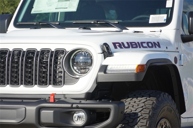 2025 Jeep Wrangler Rubicon X photo 4