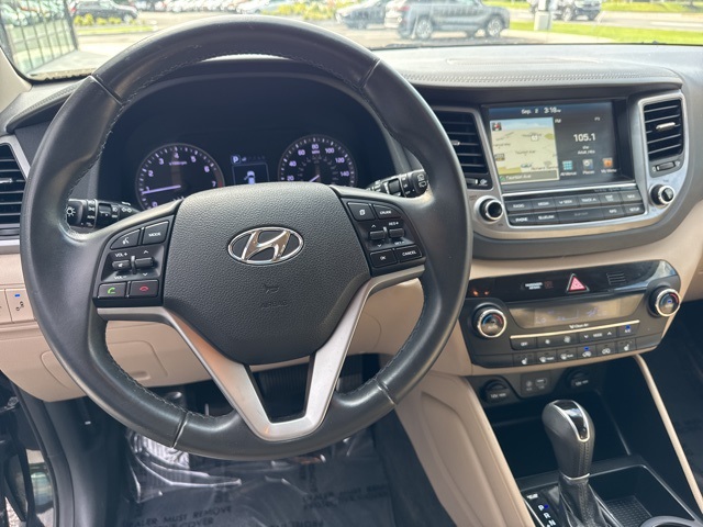 2017 Hyundai Tucson SE Plus photo 15