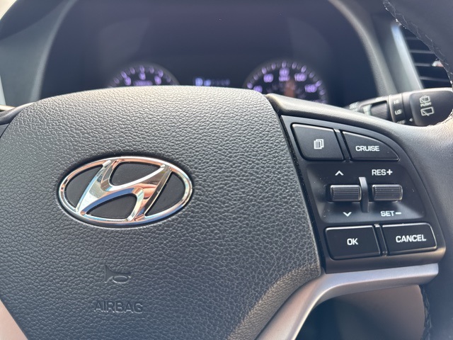 2017 Hyundai Tucson SE Plus photo 22